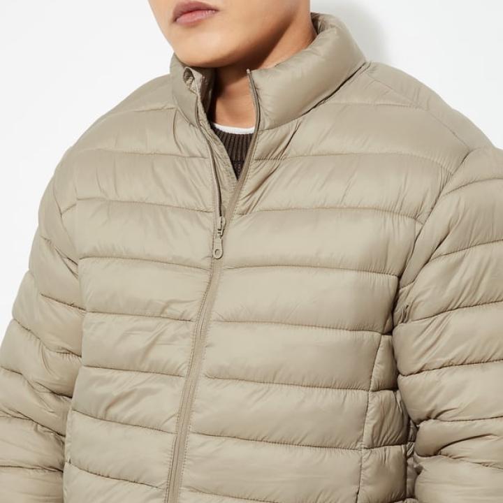 Men’s Lightweight Packable Puffer Jacket | Warm Travel-Friendly Winter Wear