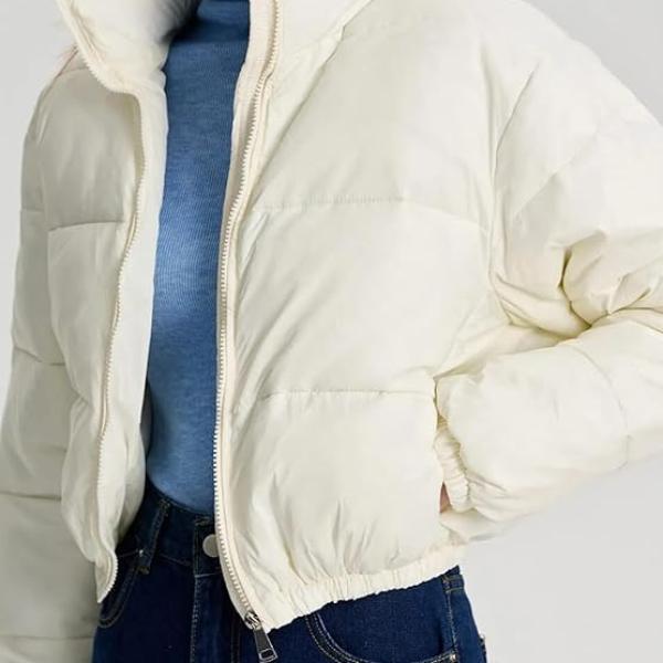Women’s Nylon Full Sleeve Solid Puffer Jacket – Standard Length, Winter-Ready Warmth